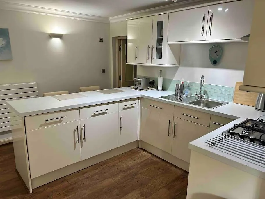 One Bed Flat Close To Exeter Centre 0*,  United Kingdom